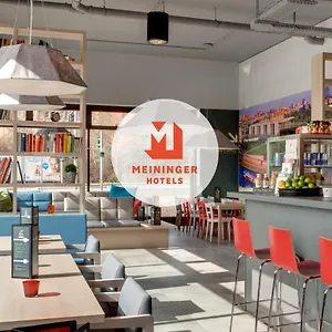 Meininger Airport Hotel